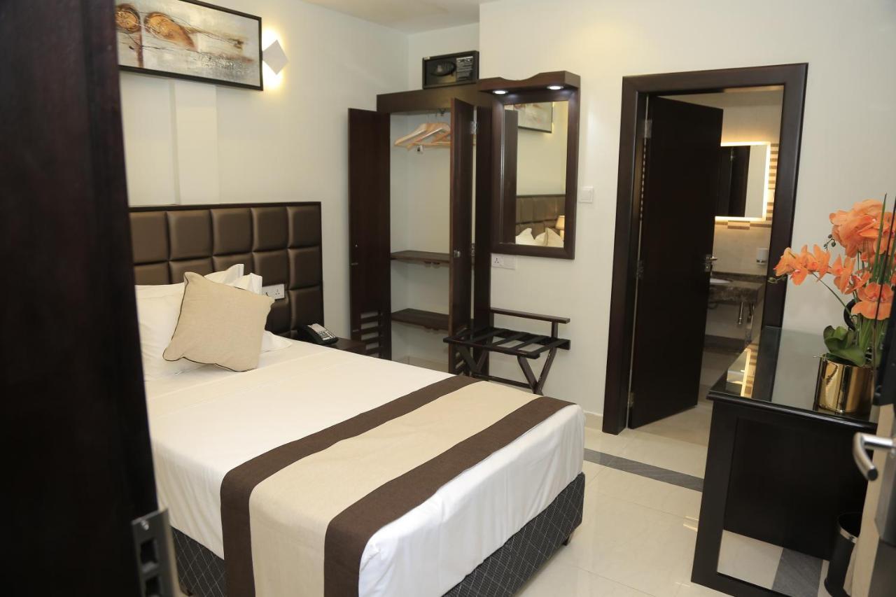 Viveka Hotel Colombo Kalubowila West Екстер'єр фото